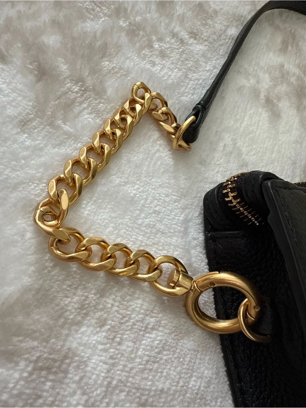 Tory Burch compact pebbled